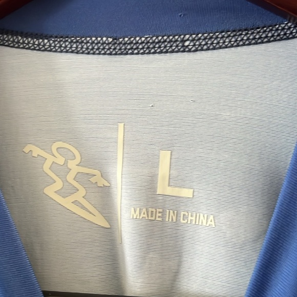 New Da Hui Cove Blue LS Rashguard was born in Hawaii by a group of surfers 🏄‍♂️ - Picture 6 of 9